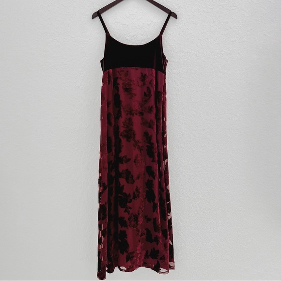 🚫Sold🚫 Vintage Dress Homecoming Maxi Formal Prom Floral Velvet Red - Picture 1 of 7
